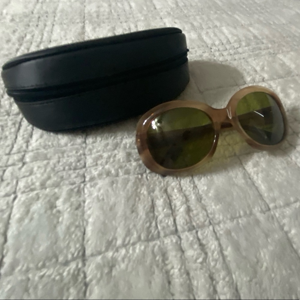 NEW!!💎Giorgio Armani Sunglasses- MADE IN ITALY!🔥 - Picture 3 of 9